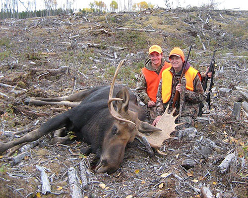 Group Moose Hunt